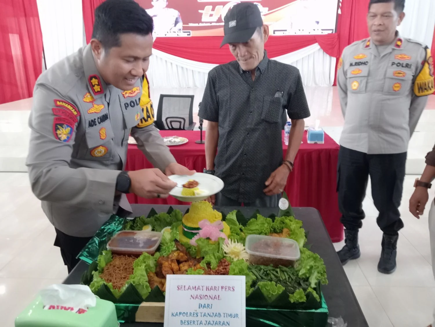 Dalam Rangka HPN Ke 80,Kapolres Tanjabtim Syukuran Bersama Awak Media